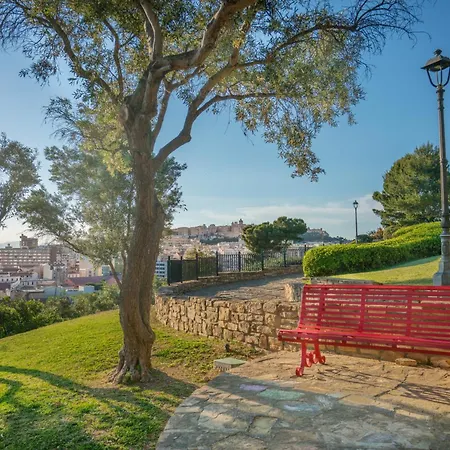 Puccini - Centro Citta - Wifi - Ac 卡利亚里